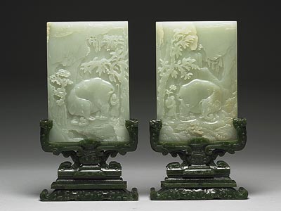 Paire dcrans de table  dcor dlphant et de prunier - Chine, dynastie Qing, priode Qianlong (1736-1795) - Jade Muse national du Palais, Taipei  National Palace Museum, Taipei