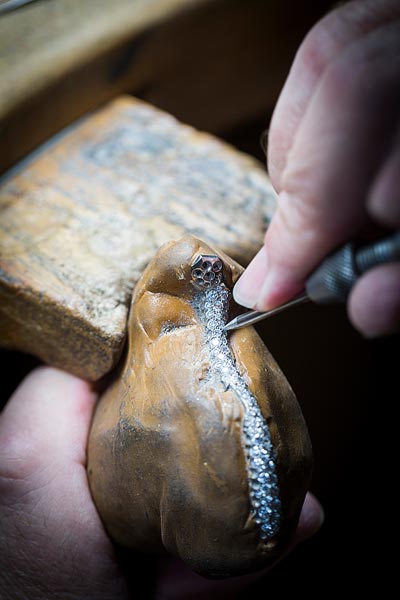  - Jewelry work, setting