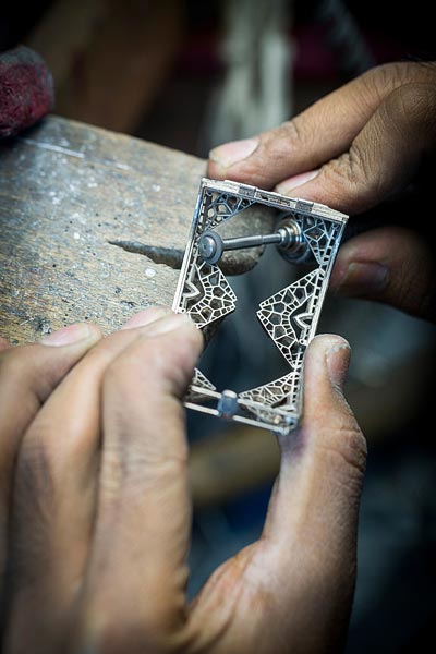 - Jewelry work, reworking the gold surface