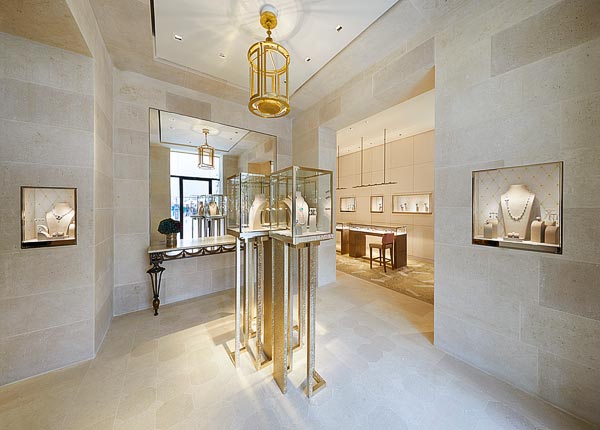 Louis Vuitton Place Vendme Store - Rez-de-chausse - Maroquinerie, accessoires,  textiles et parfums