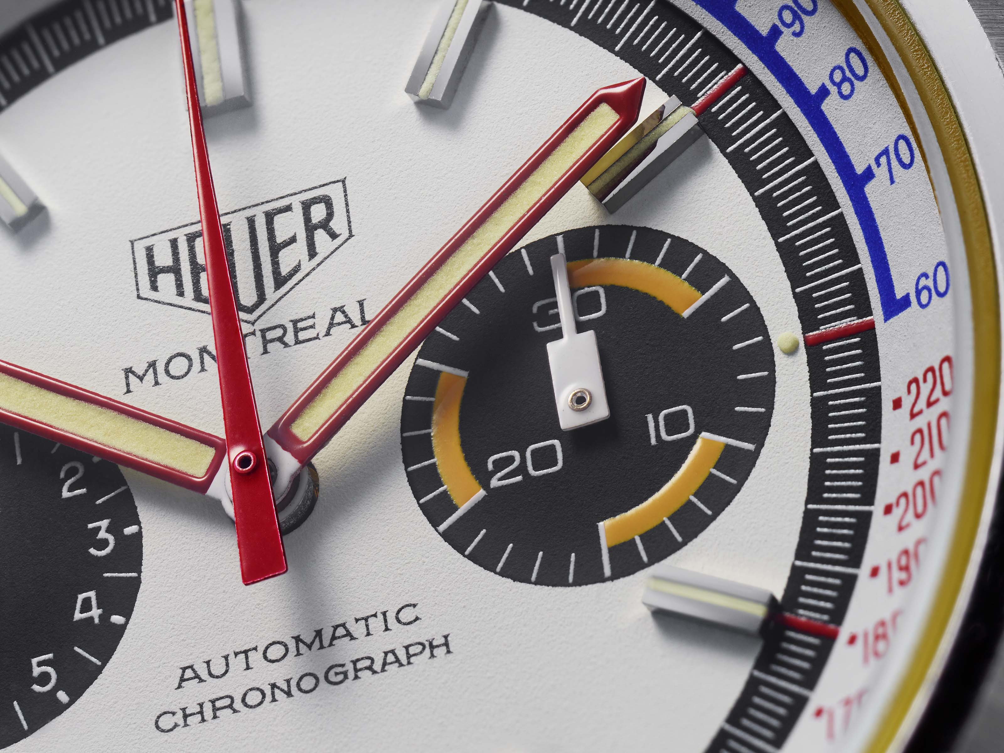 La Cote des Montres : La montre TAG Heuer Carrera Montréal - Pour célébrer  ses 160 ans, TAG Heuer présente une deuxième réédition