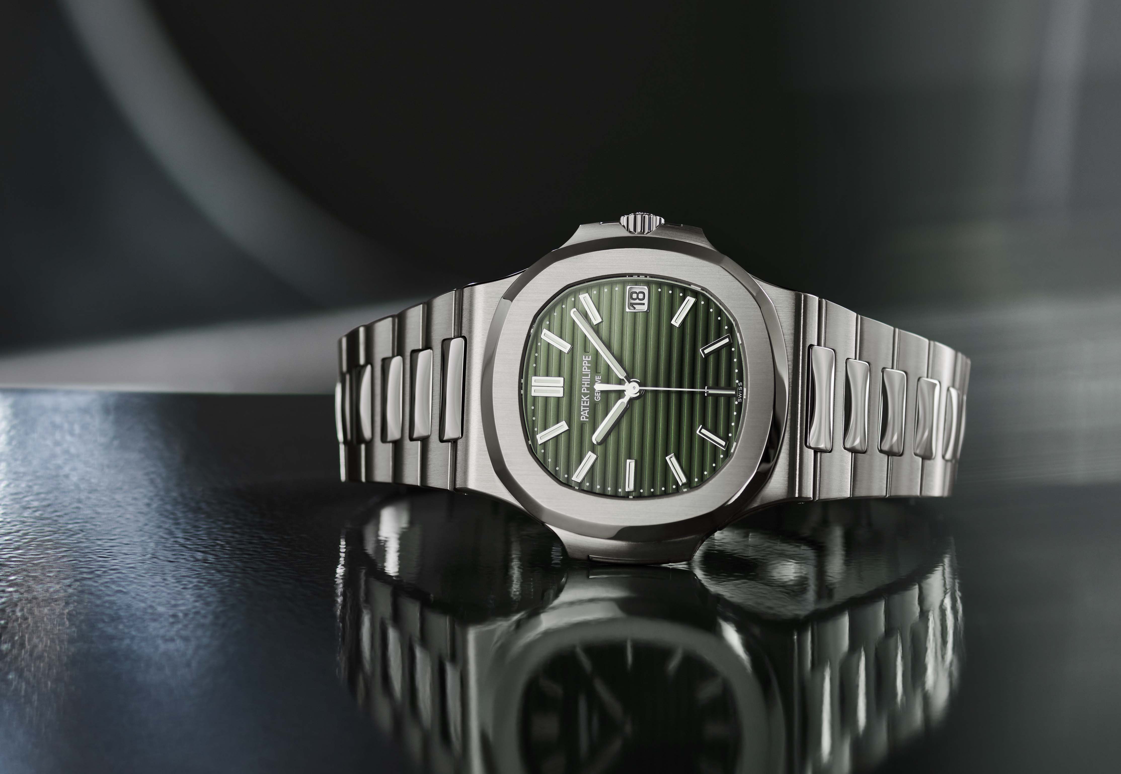 La Cote Des Montres La Montre Patek Philippe Nautilus R F Rence