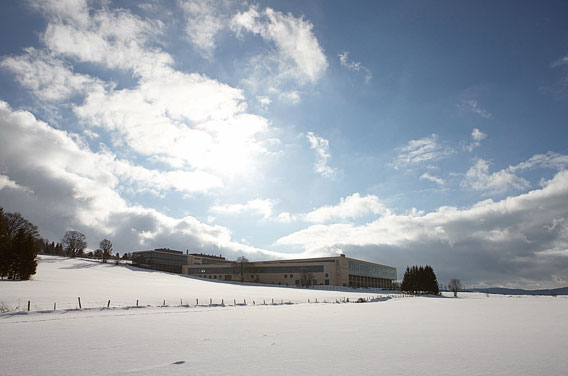 La Cote Des Montres The Cartier Manufacture In La Chaux De Fonds