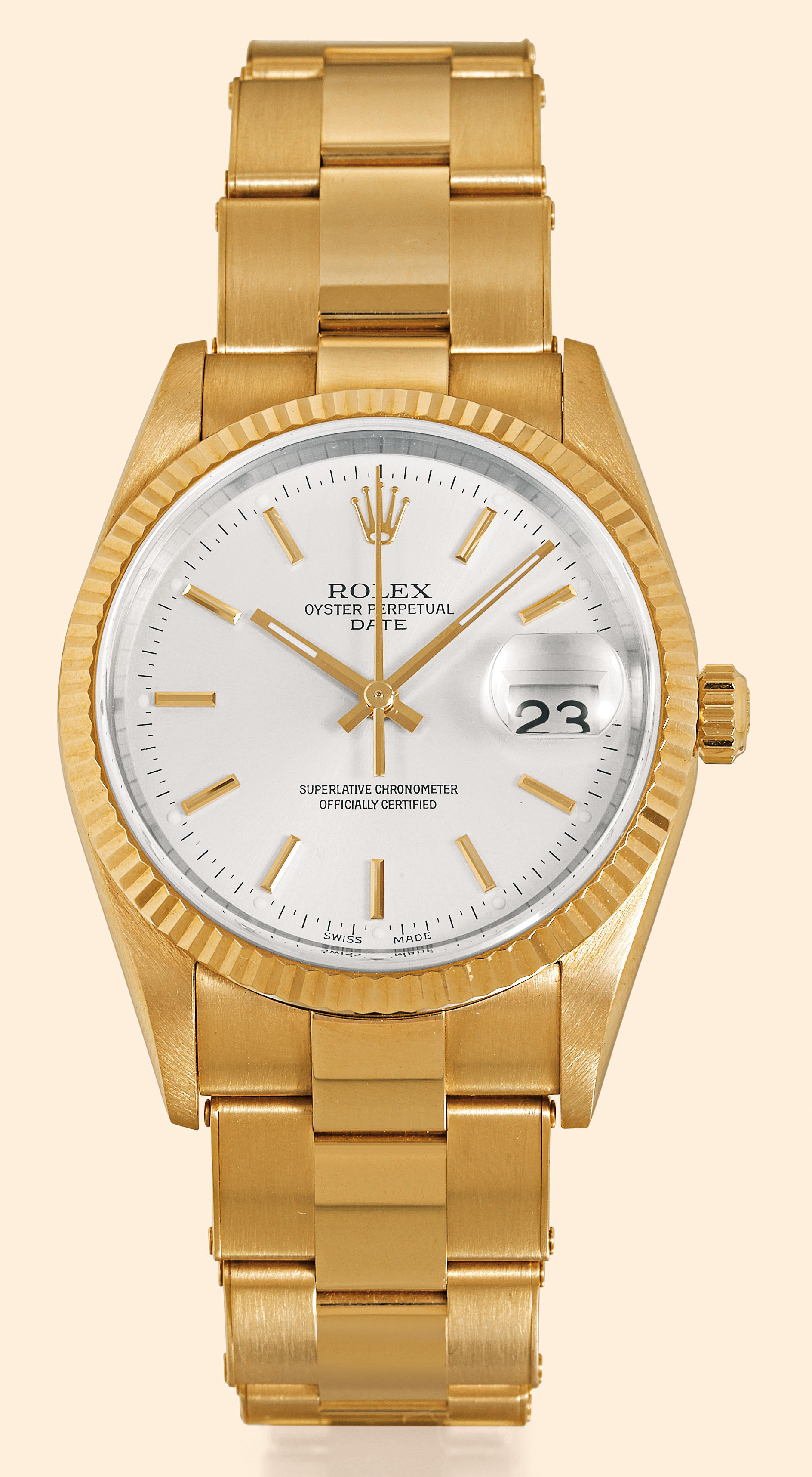 La Cote des Montres : Enchères Ref. 15238 “Date” Rolex, “Oyster Perpetual,  Date, Superlative Chronometer Officially Certified”, Ref. 15238. Made circa  2000. Fine, tonneau shaped, center seconds, self-winding, waterresistant,  18K yellow gold
