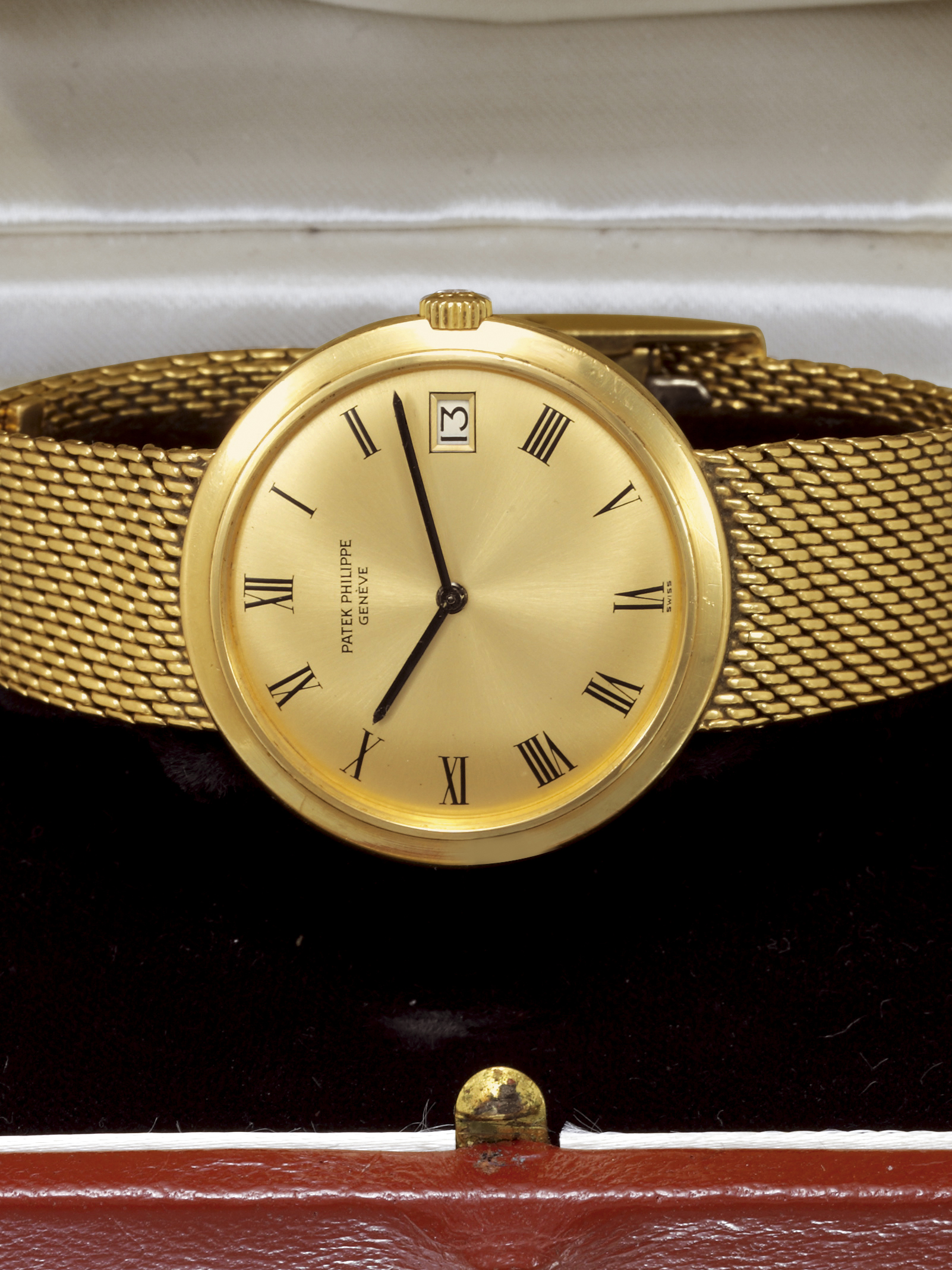 La Cote des Montres : Enchères Ref. 3565-1, Yellow Gold “IOS Million Dollar  Association” Patek Philippe, Genève, N°118150, case N°696082, Ref. 3565-1.  Made especially for IOS and presented to their best clients,