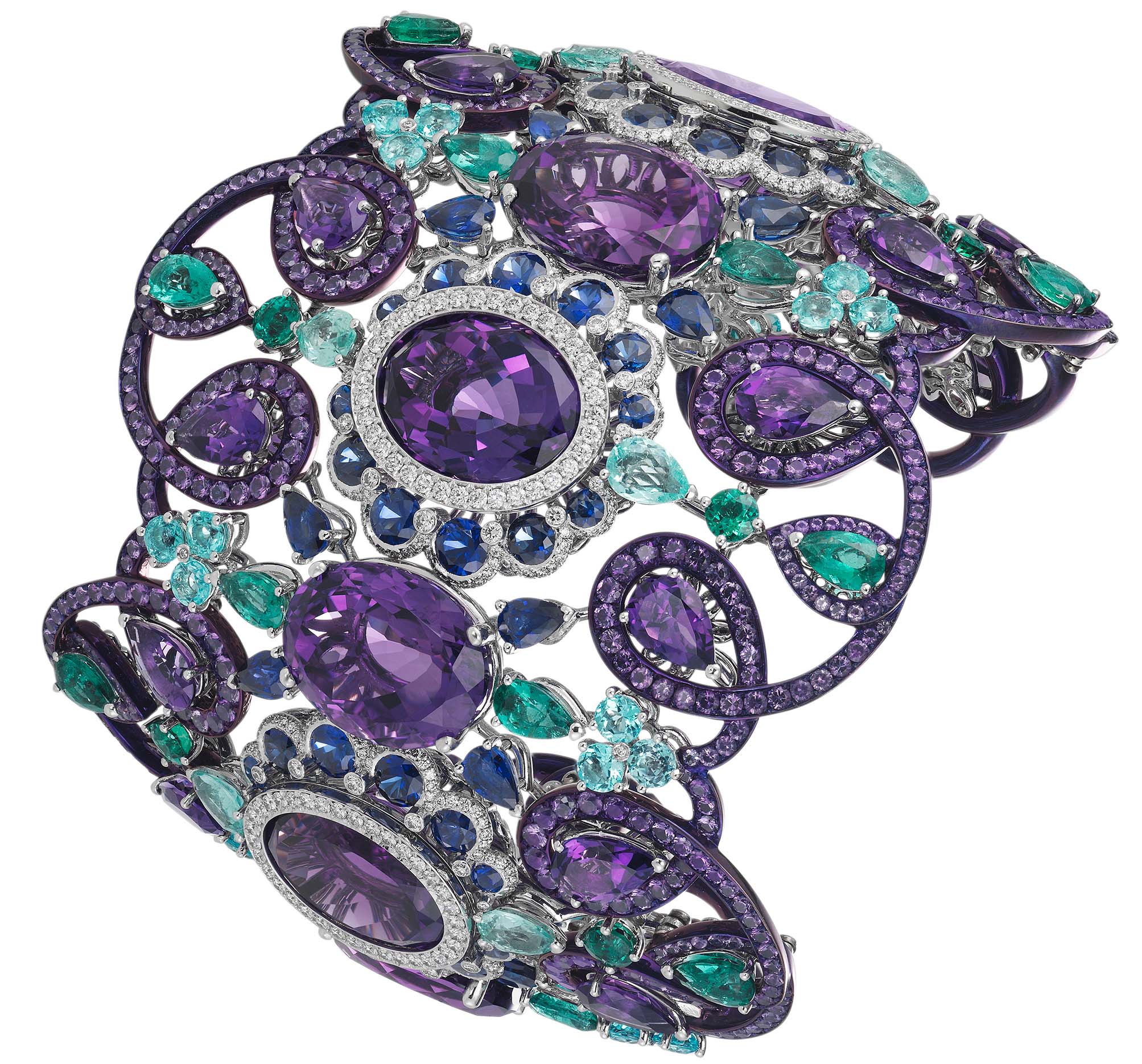 Cuff bracelet in 18ct white gold and titanium adorned with seven oval-cut amethysts (104cts), fancy-cut amethysts (28cts), fancy-cut sapphires (18cts), pear-shaped and brilliant-cut Paraiba tourmalines (12cts), pear-shaped emeralds (10cts) and diamonds. Ref.: 859759-9001 