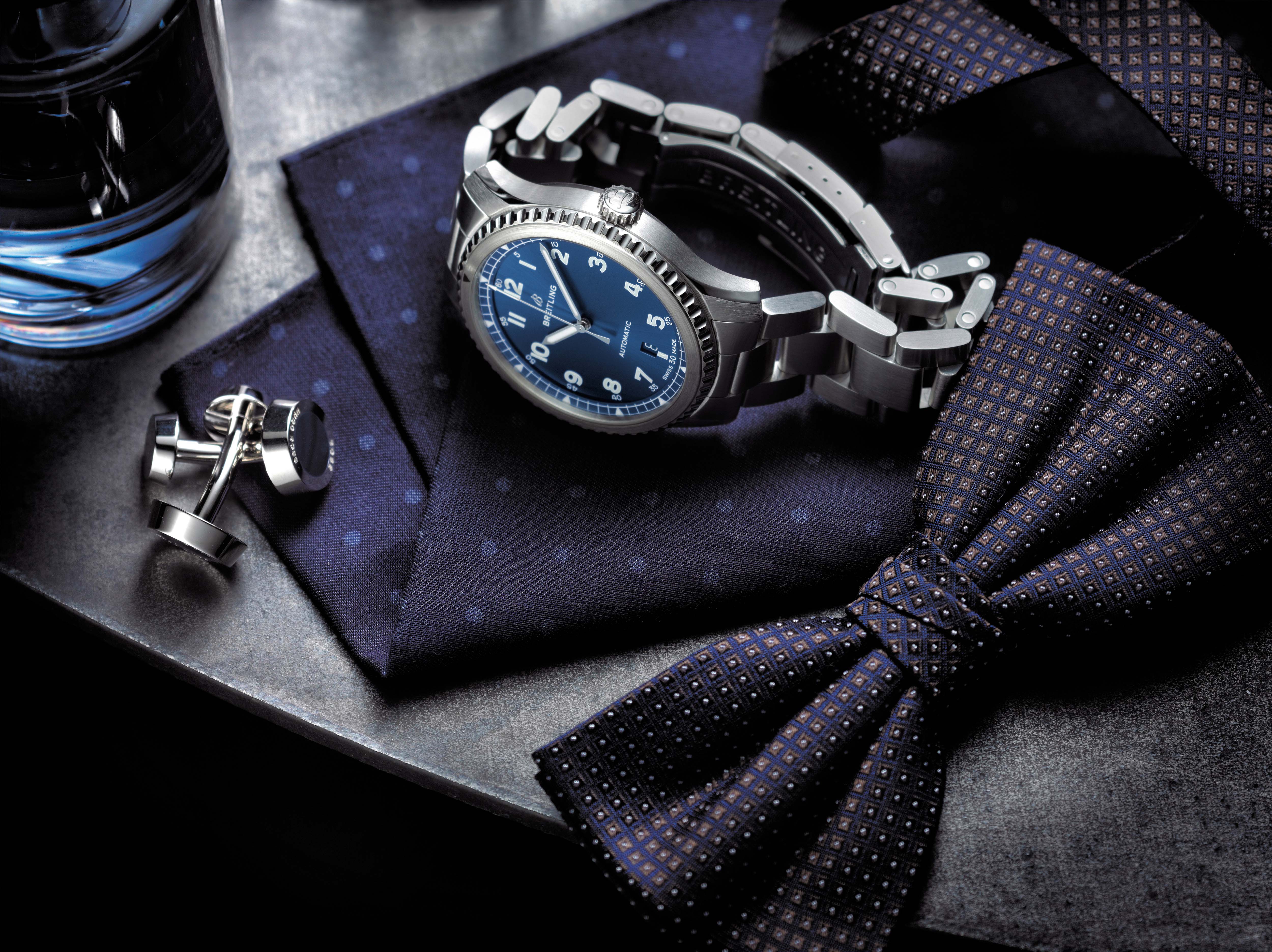 La Cote des Montres : La collection de montres Navitimer 8 de Breitling -  Hommage à l'un des plus magnifiques héritages de l'horlogerie