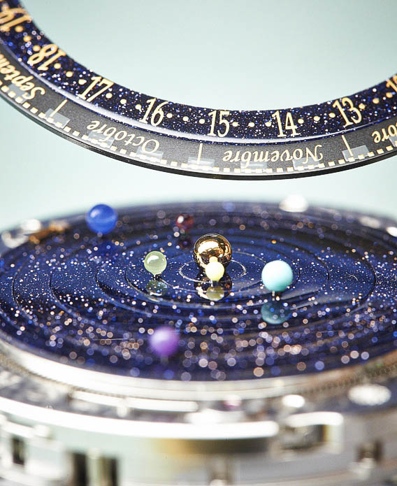 La Cote des Montres La montre Van Cleef Arpels Complication Poetique Midnight Planetarium Inscrire son jour de chance dans l univers tout en admirant la course des planetes