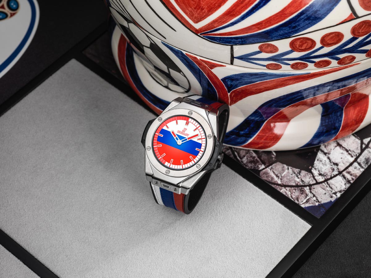 La Cote des Montres: The Hublot Big Bang Referee 2018 FIFA World Cup  Russia™ watch - Hublot and football are connected - Keeping pace with the  games in real time