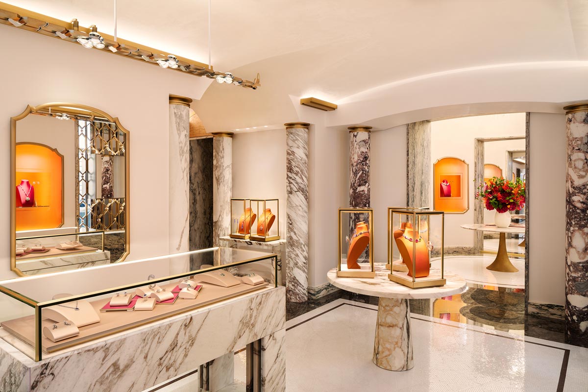 La Cote des Montres Bvlgari opens a new boutique at Place Vendome the global epicentre of High Jewellery designed by Peter Marino